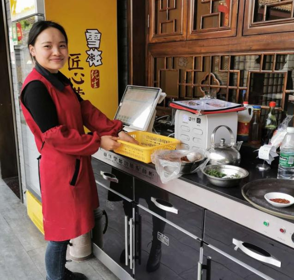 楊灣鄉(xiāng)周村的農(nóng)家土菜：“清燒牛肉”